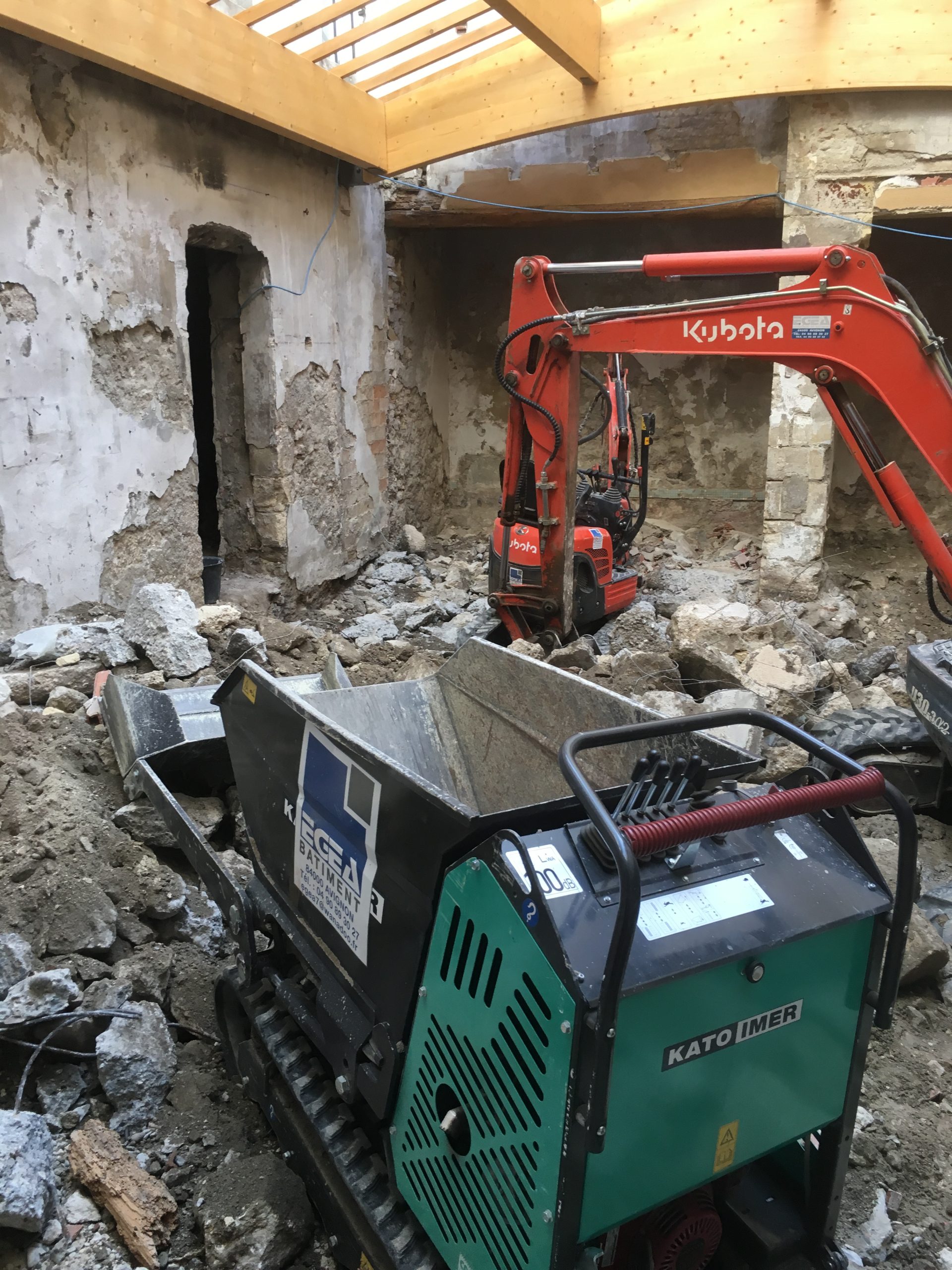 Tout casser pour tout reconstruire