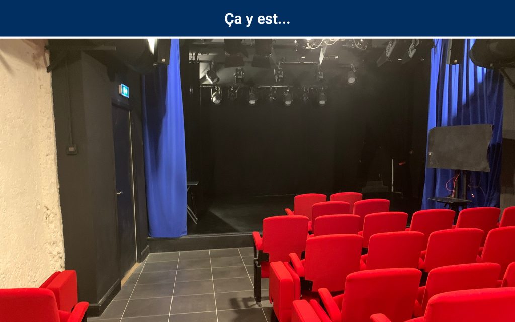 Scène du théâtre L'Oriflamme à Avignon