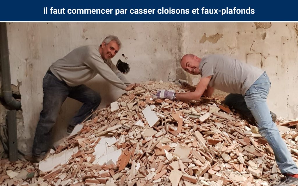 Julien Cafaro et Patrick Zard', codirecteurs du théâtre L'Oriflamme, durant les travaux de construction
