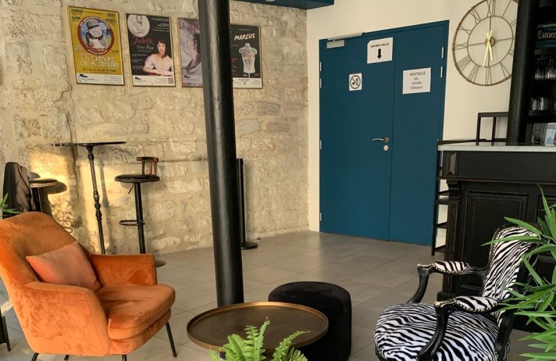 Hall d'accueil du Théâtre de L'Oriflamme à Avignon, Festival OFF 2026